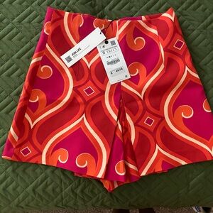 Geometric Print Skort